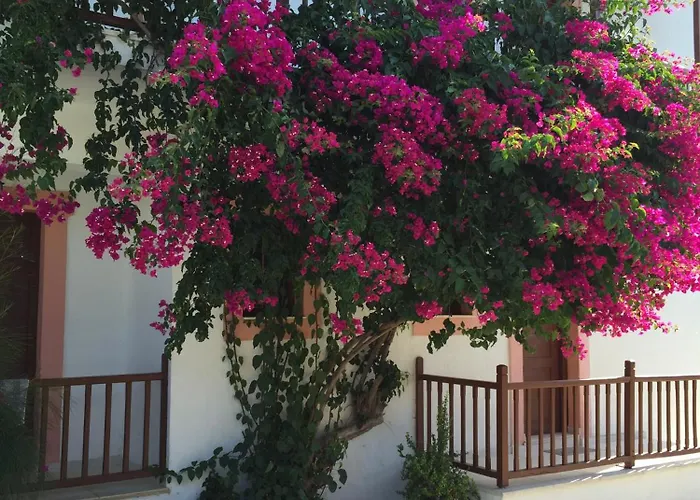 Marigoula Village Aparthotel 3*